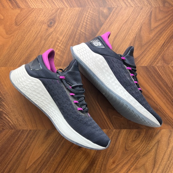 New Balance Womens LAZRv2 Hypoknit Sneakers NWOT - Picture 3 of 9